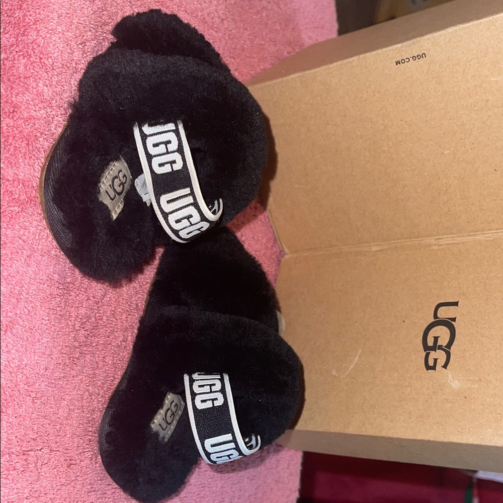 UGG Kids Black Fuzz Slipper Sandals with Logo Strap